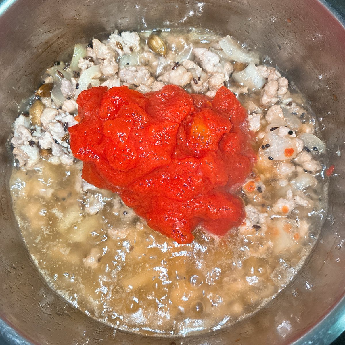 spsy5h59's tweet photo. 粗挽き挽肉とじゃがいものキーマに麻辣醤で麻辣キーマにしました
#麻辣キーマ #家カレー https://t.co/l6kdjlaD4r
