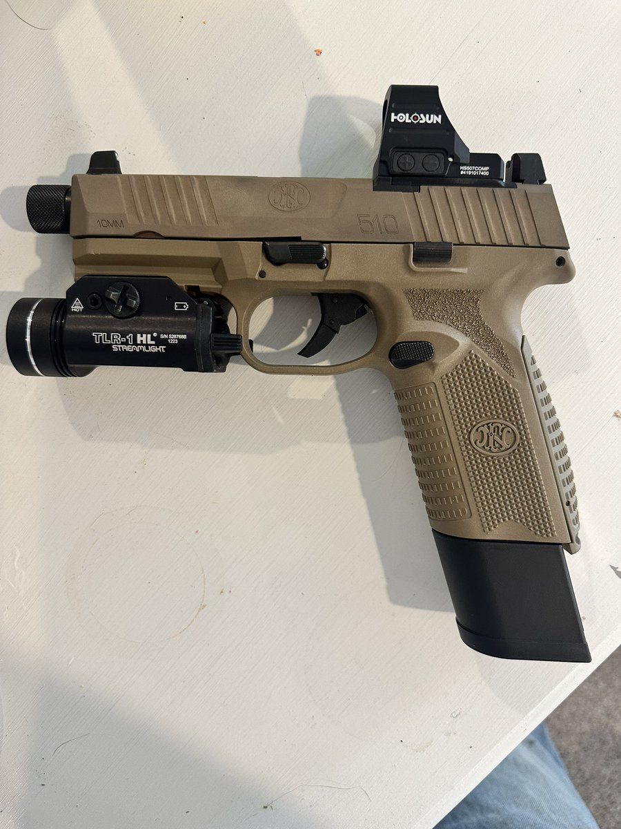 RogueAssault762's tweet photo. @firearmvideos https://t.co/C0CkzssBnx