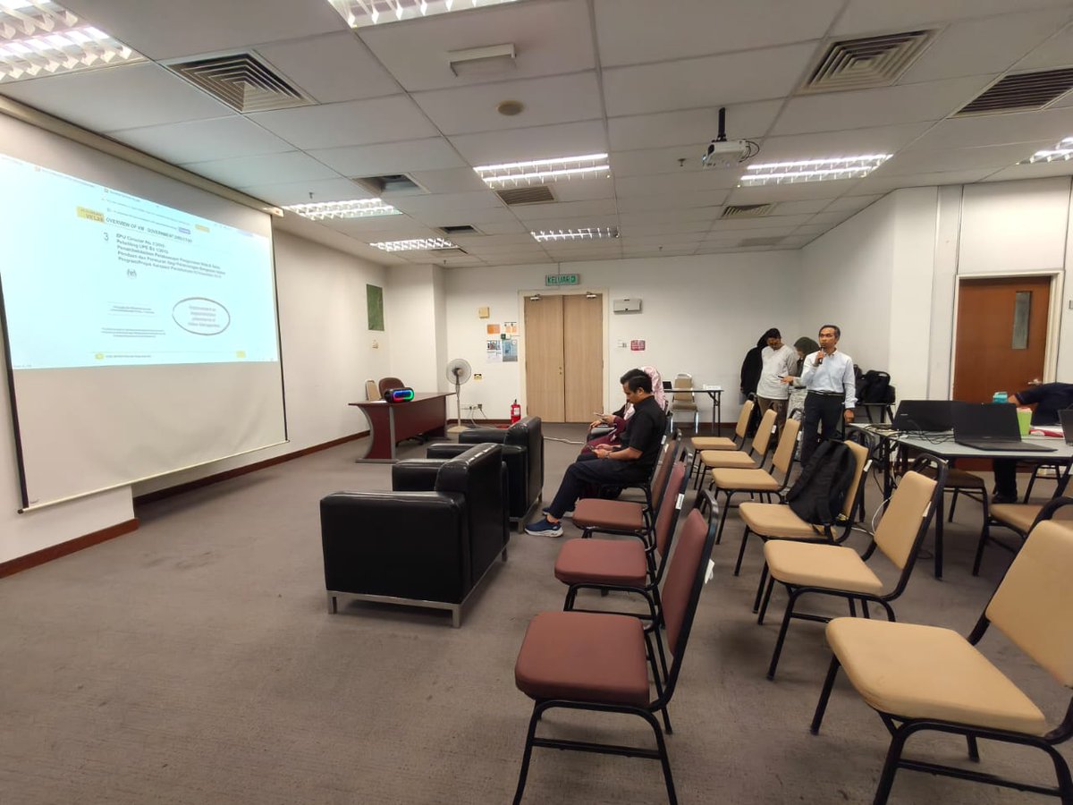 uvm_jkr's tweet photo. 21 - 23 April 2026 Value Engineering (VE) Study for the project
@KDNPUTRAJAYA 
@CksJKR 
facilitated by the facilitator team

@uvm_jkr
@JKRCPAB

@IPJKR_Official

@RoslanisE

@JkrMaria

@RbSafarina 

#IamJKR #KitaJKR #JKRsynergy #JasaKepadaRakyat https://t.co/ID5AvtiykF