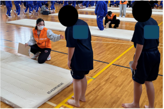 tbgu_pt's tweet photo. 本学と包括連携協定を結んでいる東松島市の矢本第二中学校にて、新体力テストの運営支援を行いました！
https://t.co/qQ6mNU8lKj

オープンキャンパスも随時受付中！
https://t.co/AT85UzxXf7 https://t.co/2BawEu95Of