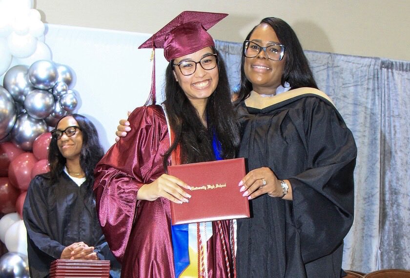 Duration of schooling until obtaining the secondary education (high school) diploma
🇭🇹 Haiti — 13 years
🇿🇦 South Africa — 12 years
🇩🇿 Algeria — 13 years
🇩🇪 Germany — 13 years
🇸🇦 Saudi Arabia — 12 years
🇦🇷 Argentina — 12 years
🇦🇺 Australia — 12 years
🇧🇪 Belgium — 12 years
🇧🇯 Benin
