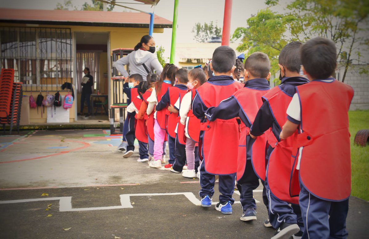 La Unión Nacional de Padres de Familia manifestó su “más enérgico rechazo y profunda indignación” ante el recorte al ciclo escolar 2025-2026.

Señala los altos índices de rezago educativo en México.

vozpopuliqroo.com/2026/05/07/uni…