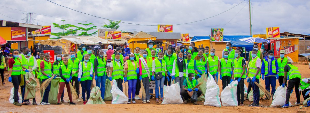 GayoUganda's tweet photo. The #CampusToCommunity movement continues to create impact across Uganda. A few days ago, students from the Eco Club Chapters of @Makerere  and @kyambogou  Universities joined the Portbell community in Luzira for a #CommunityCleanup &amp; #WasteAudit. https://t.co/6F2cZF7YVS