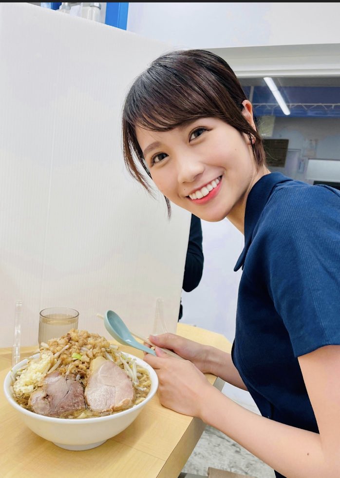 【美しすぎる二郎ガチ勢三選】

・佐々木希
    → 殿堂入り秋田美人×二郎の破壊力

・益若つばさ
    → 小食そうに見えて実は二郎ガチ勢

・戸北美月
    → お天気お姉さんの上品さとの対比が強すぎる（山岡家のベビーユーザーでもある）

#ラーメン二郎 #ニンニク入れてます