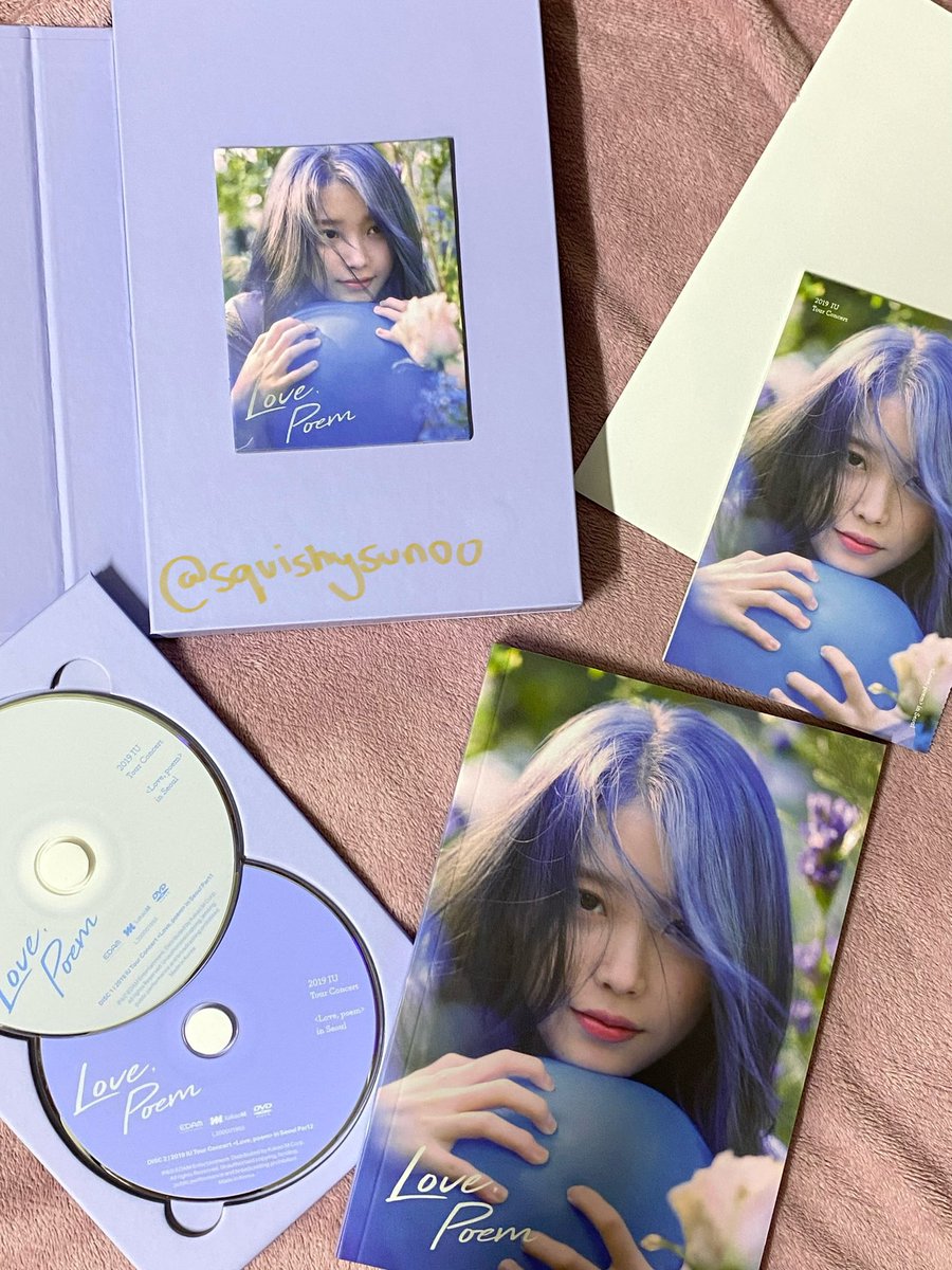 squishysunoo's tweet photo. 🛒 𓏧 wts lfb ph | IU Concert DVD

꒰ IU LOVE POEM CONCERT DVD all inclusions except PC ꒱
╰ ₱750 (₱700 if PAYO)

Add: ₱150 if taking Purple Braid PC ! (set only)

🏷 iu jieun album merchandise md merch official lp https://t.co/ctoPjTIQ5L