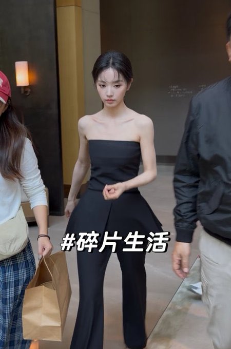 หน้าคิตตี้                                                บอดี้มาเวล