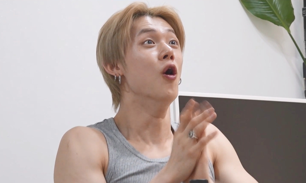 MBC '나 혼자 산다' 서범준, 절친 TXT 연준과 침대 옮기다 우당탕탕?! '민소매 브라더스'의 '침대 밑장 빼기(?)' 현장!
이 악물고 침대와 씨름! 요지부동에 '휘청+비명' 연발!

[사진제공: MBC ‘나 혼자 산다’]

#서범준 #연준 #SeoBumjune #YEONJUN