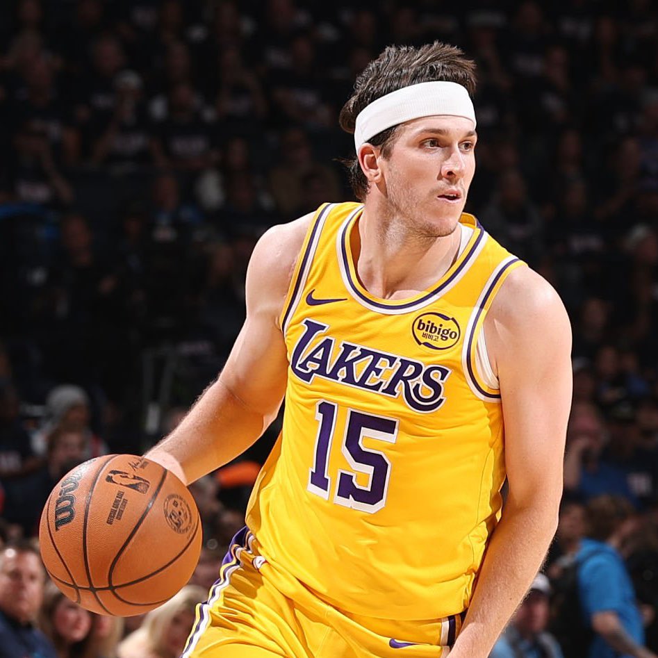 LakeShowYo tweet media