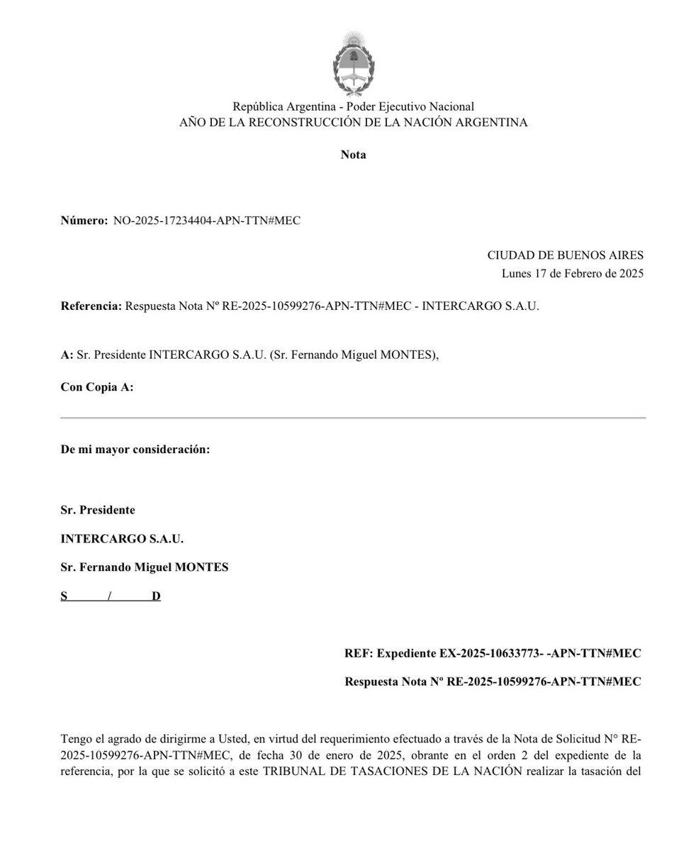 APAERONAUTICOS's tweet photo. LAS 6 IRREGULARIDADES EN LA TASACIÓN DE INTERCARGO QUE ESCONDE LA OFICINA DE ATAQUE A LOS PERIODISTAS

Primera irregularidad – Salteo del Tribunal de Tasaciones de la Nación

La tasación terminó en manos del BICE luego de que el Presidente del Tribunal de Tasaciones informara que el organismo no estaba en condiciones de valuar los bienes intangibles de Intercargo. 

Sin embargo, la Ley Orgánica 21.626 no otorga esa facultad al Presidente de manera unilateral, sino al pleno del Tribunal. 

Esto genera serias dudas sobre la validez formal de la negativa.