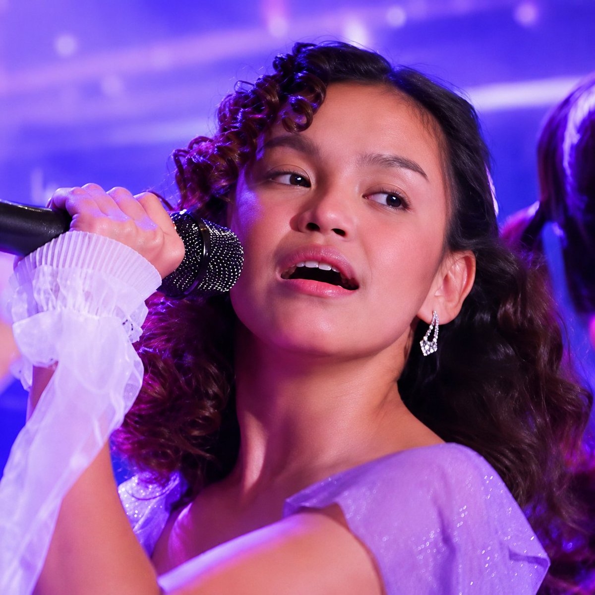 'Born to Shine' has reached a new all-time high rating of 7.1% for its May 7 episode, according to Nielsen.

The series also recently surpassed 100,000 live concurrent viewers on Kapuso Stream via YouTube.