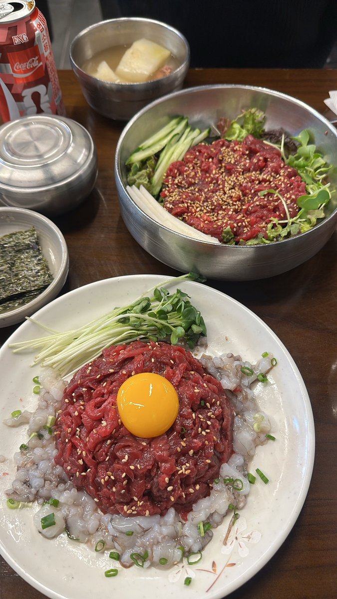 L8Oh9's tweet photo. 韓国行ってきた🇰🇷
オリヤンで爆買い中国人した
ご飯も沢山食べた
カジノは日本人だらけだったヨ https://t.co/meIZG3Gyxl