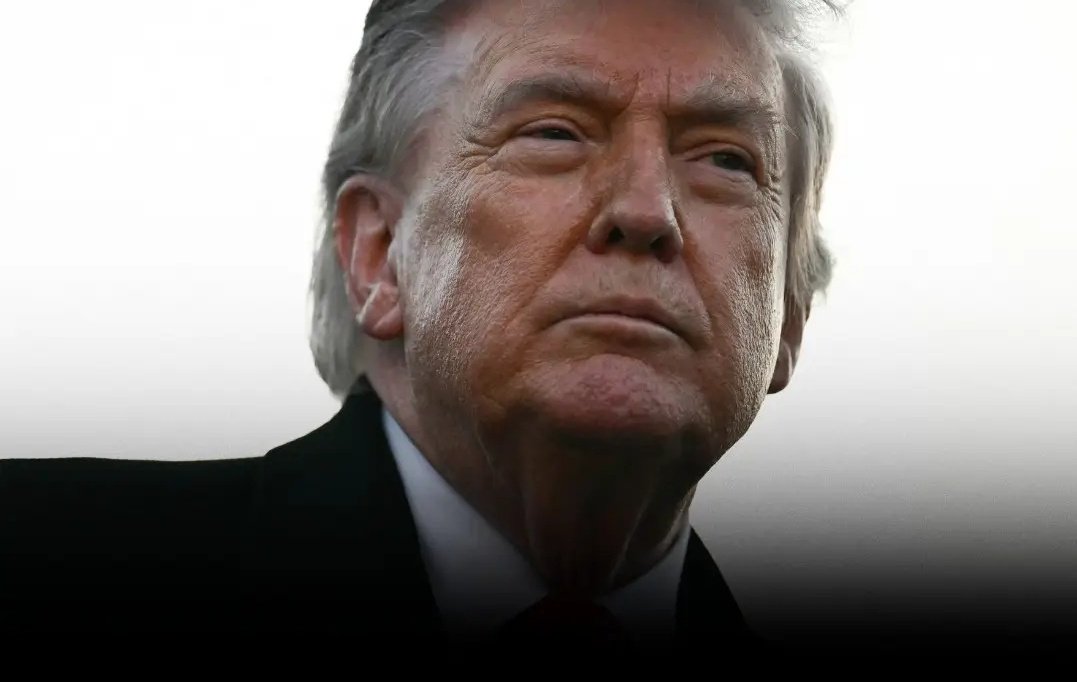 SafaAzhar0308's tweet photo. The US says it struck Iranian military targets after Tehran allegedly attacked three American destroyers in the Strait of Hormuz with missiles, drones and small boats. Donald Trump later downplayed the incident, calling it “a trifle” and insisting the ceasefire remains in effect. https://t.co/FmmK6h3IZG