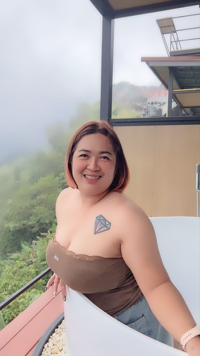 Whamwhanlyn's tweet photo. 🩷🤎 สดชื่น #ปลวกแดง #มาบยางพร #บ่วิน #สพานสี่ https://t.co/cFhu36Umq3