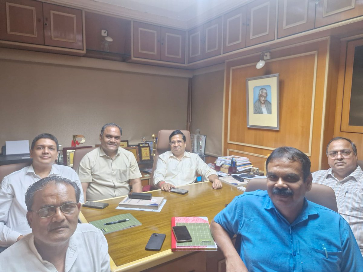 Laghu Udyog Bharati tweet media