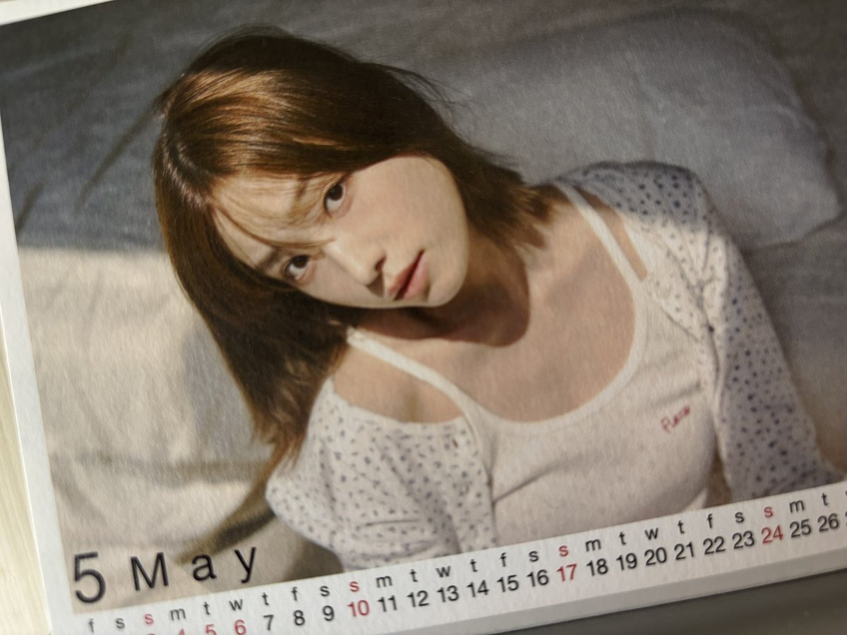 5月は毎日睨まれています。だがそれが良い！！ #髙橋ひかる #カレンダー