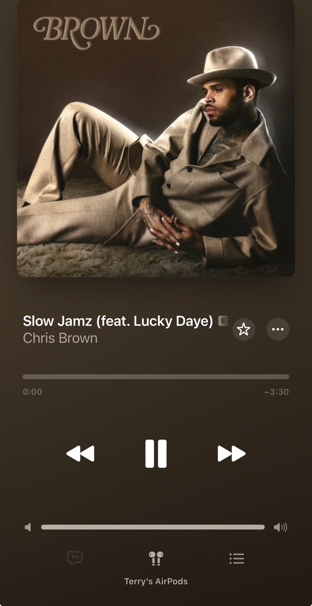 ThereGoTerry's tweet photo. Chris Brown x Lucky Daye 😮‍💨🔥 https://t.co/R7RcmgiZcT