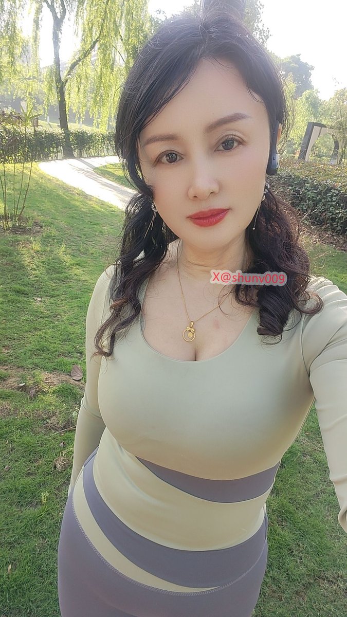 别总是笑，你不哭一次怎么会有人心疼你。 https://t.co/ULthxEKoF5