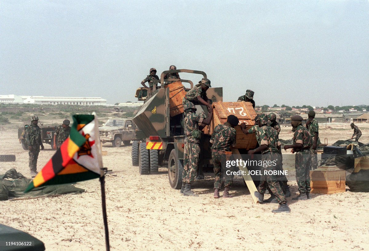 Zimbabwe 🇿🇼🪖 troops in Mogadishu 🇸🇴 working with UNITAF 🇺🇳 in 1993.