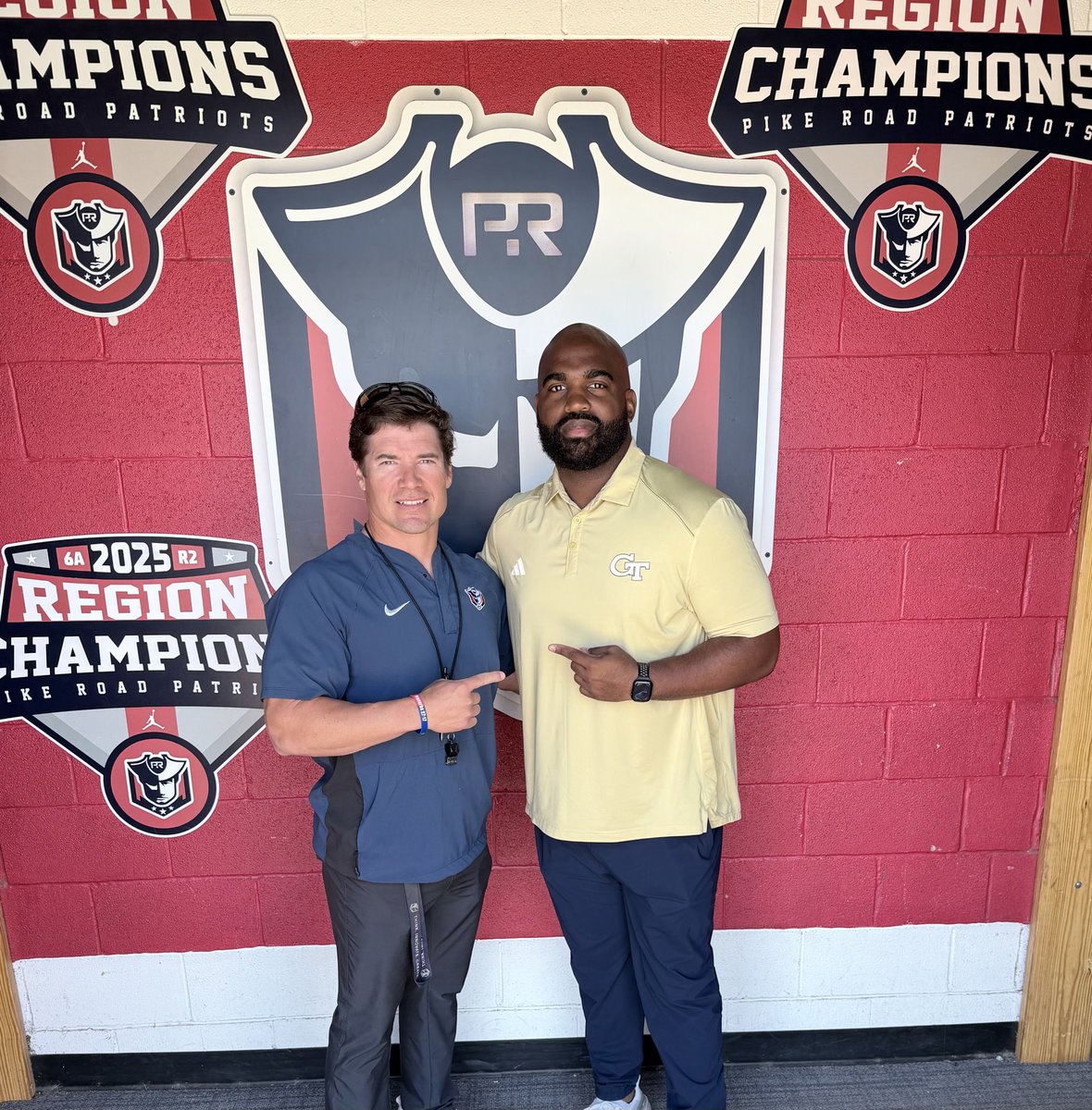 RecruitTheRoad's tweet photo. Thanks to @GeorgiaTechFB for stopping by the Road. https://t.co/RfdwAJPex0