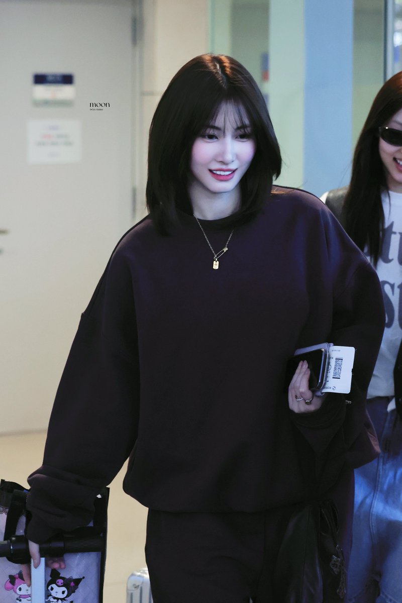 moon_momo1109's tweet photo. 260508 ICN

 #twice  #momo 
#TWICE #트와이스 #トゥワイス 
#MOMO #모모 #モモ #平井もも https://t.co/Tyq2UZN31L