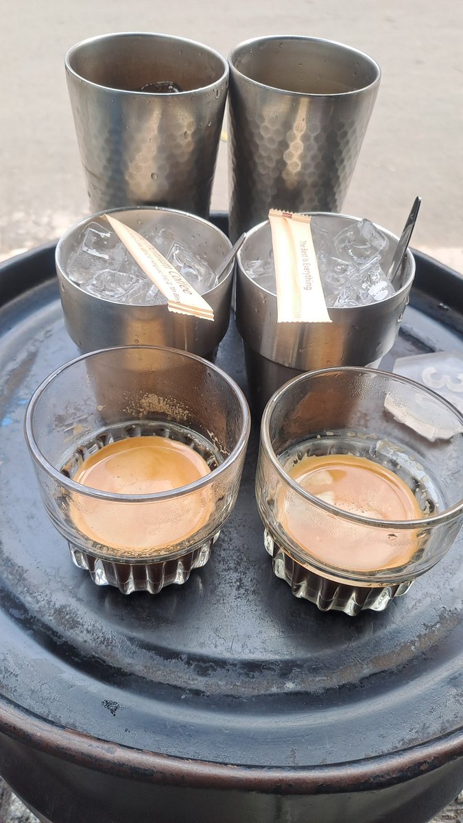 phuongdaikd's tweet photo. Sáng vs CF
Đi ...
Trưa vs Dừa
Đi ...

Hãy cứ đi về phía trước
Bước cứ bước vì đam mê https://t.co/PyWljOfNMc