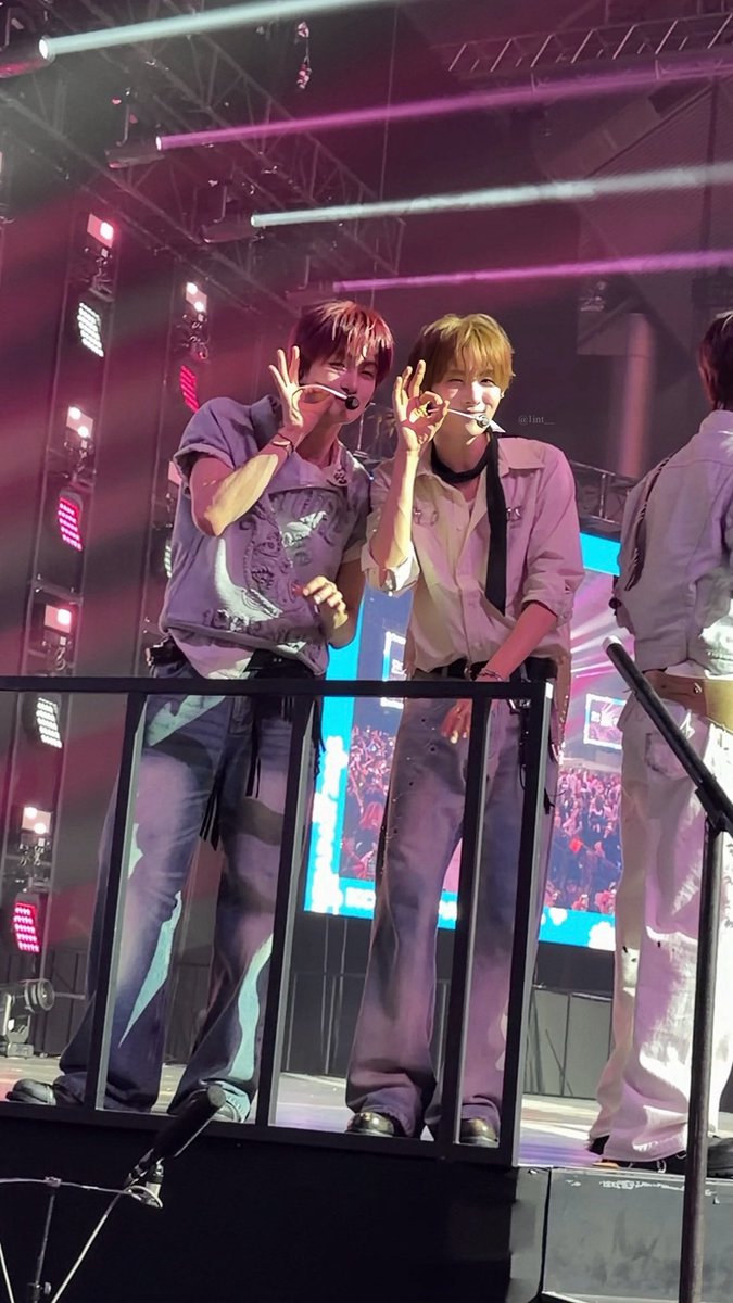 1int__'s tweet photo. 260508 KCON JAPAN *ARTIST STAGE

 #TWS #투어스 #トゥアス
 #YOUNGJAE  #JIHOON  #영재 #지훈
 #ヨンジェ #ジフン https://t.co/kHPw7CHcsP