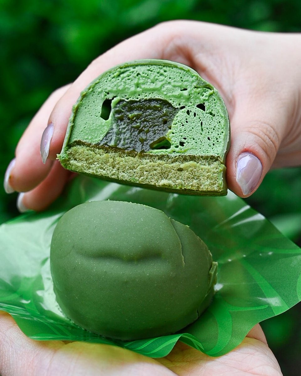 kyoeiseicha's tweet photo. 🍵 今年もローソン×森半コラボスイーツ登場 🍵

森半の抹茶を使用したスイーツが、
ローソンにて5月5日（火）より順次発売スタート！

今年もいろんな抹茶スイーツが続々登場✨
食べたい商品をコメントで教えてね💭 https://t.co/YKd3OeCMxJ