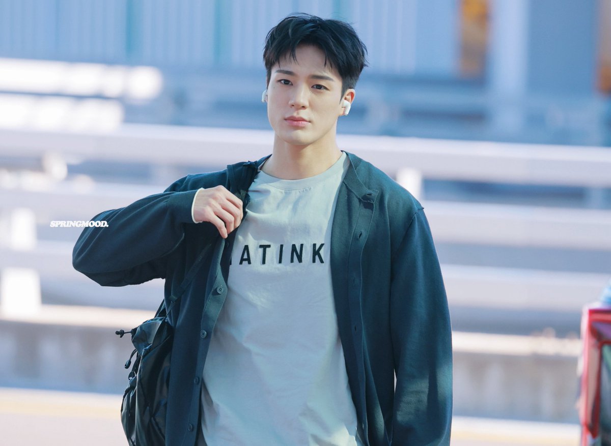 SpringMood0423's tweet photo. 260508 ICN 출국🛫

#제노 #JENO 
#NCTDREAM #엔시티드림 #NCT https://t.co/oEZ52k0wU7