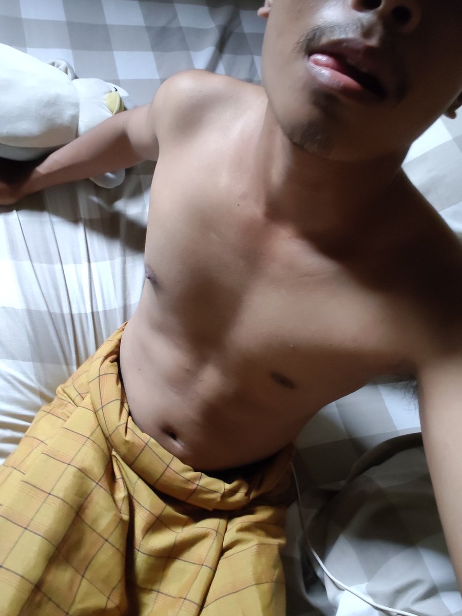 ppaa1234a's tweet photo. Edisi abis jumatan

#gaybekasi
#sarung https://t.co/ZABWnlf7bf