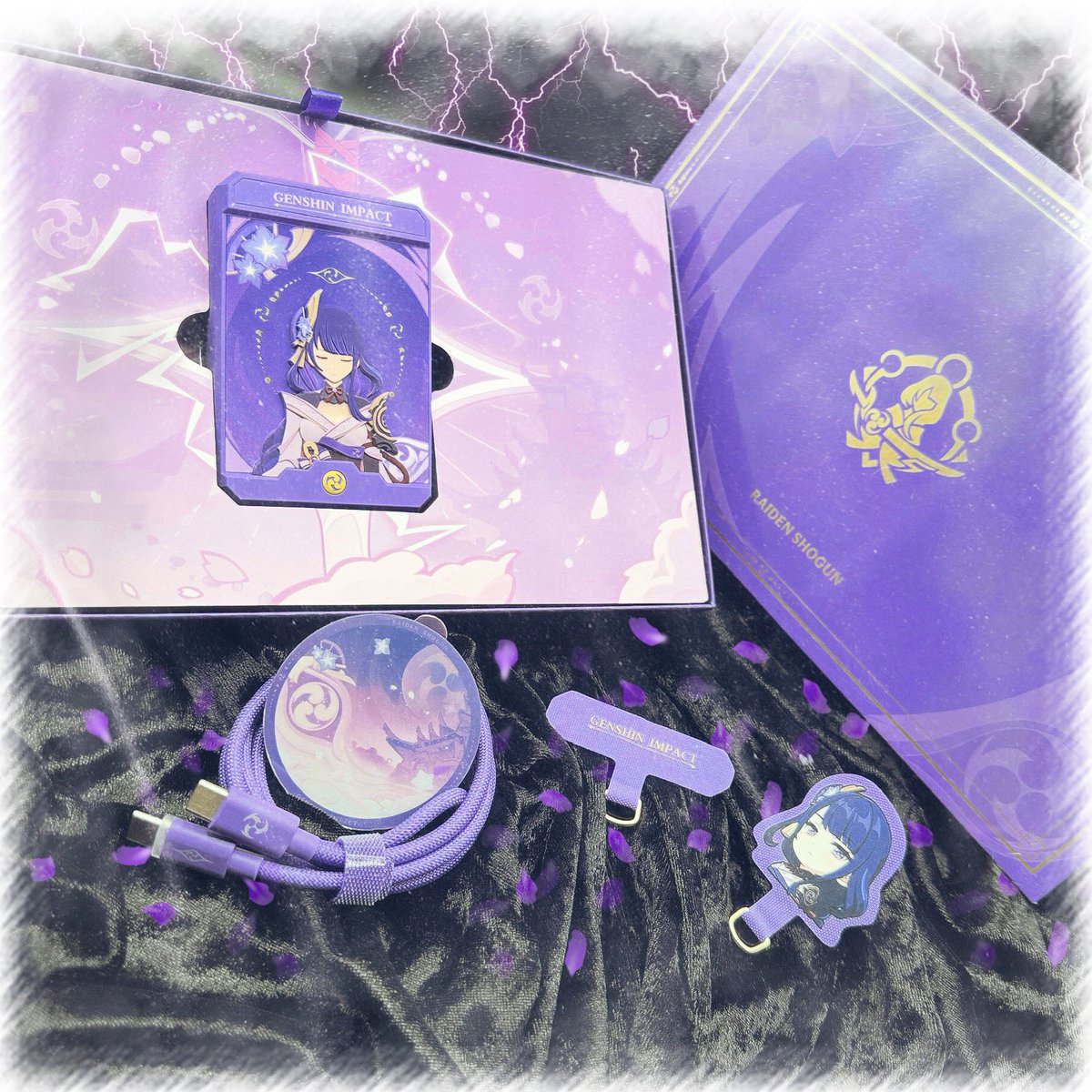 ︎ 💜商品紹介⚡️ #原神 より #雷電将軍 のグッズをご紹介.ᐟ.ᐟ