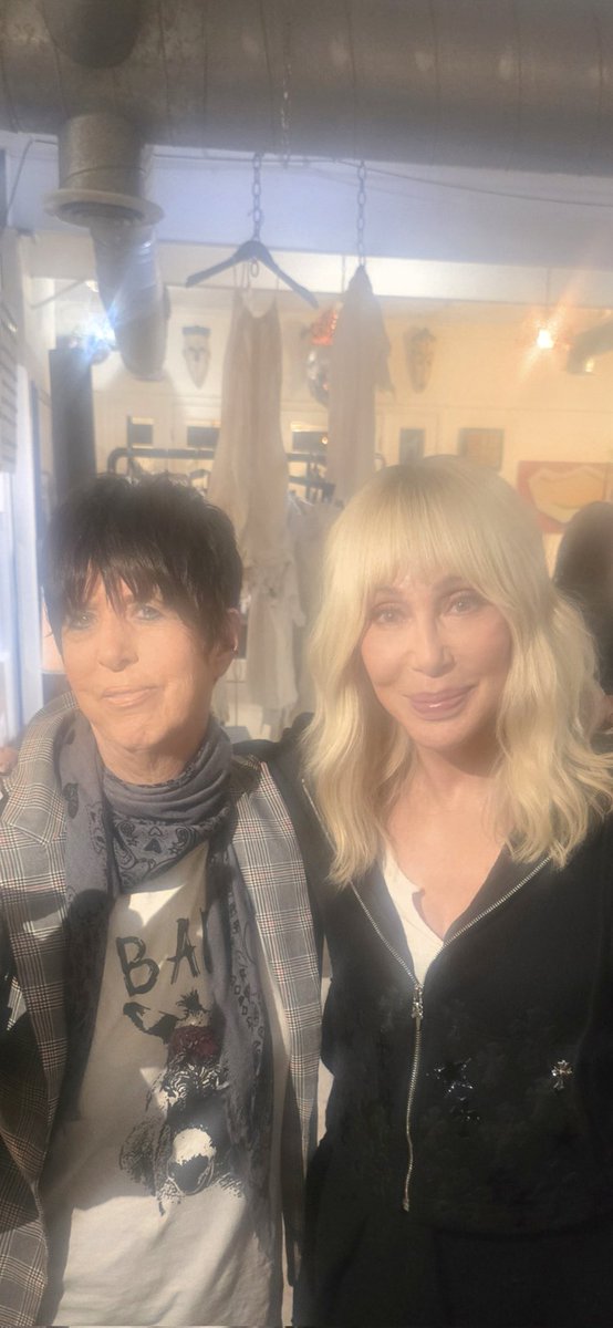 "You're annoying but U write great songs " haha thnx @Cher😛🎶🎵🎬