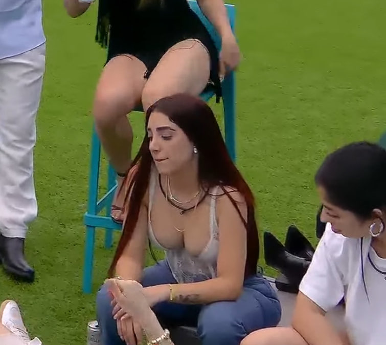 Es injusto que salga Aldo y jesu y dejen a Jessica que no hace NADAAAA #LaMansionVip
