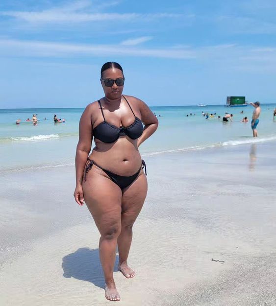 sugarmummieslov's tweet photo. Rich Mombasa Sugar Mummy Sandra Wants a Serious Sugar Boy. https://t.co/f2cyHjAldY via @sugarmums001 https://t.co/c5Or4ootrH
