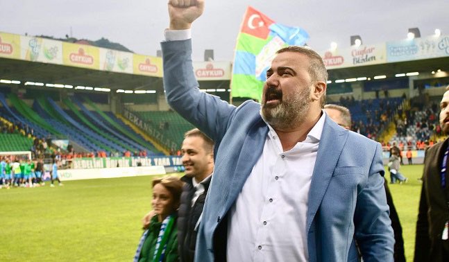 canxcelikk's tweet photo. tarihin en başarılı transfer örneklerine imza attı
en yüksek lig sıralamasında bitirdi
başarılı olmanın sonucu siyasetten dur emri geldi..
Rizespor başarılı olursa para yiyemeyecekler :)
Siyasetiniz batsın yaşasın Rizespor https://t.co/GATBS4wZMT