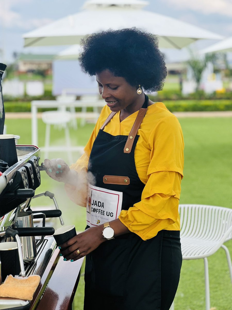 Madam CEO 🇺🇬 tweet media