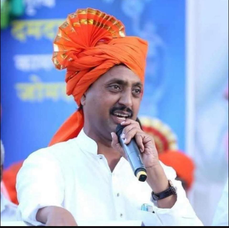 चिखली विधानसभा मतदारसंघाचे माजी आमदार तसेच बुलढाणा जिल्हा काँग्रेस कमिटीचे अध्यक्ष श्री. राहुल बोंद्रे यांना वाढदिवसाच्या हार्दिक शुभेच्छा. <a href="/rahul_bondre/">Rahul S Bondre - राहुल बोन्द्रे</a> जी, आपणास सुख, समृद्धी व यश कायम लाभो ही शुभकामना.