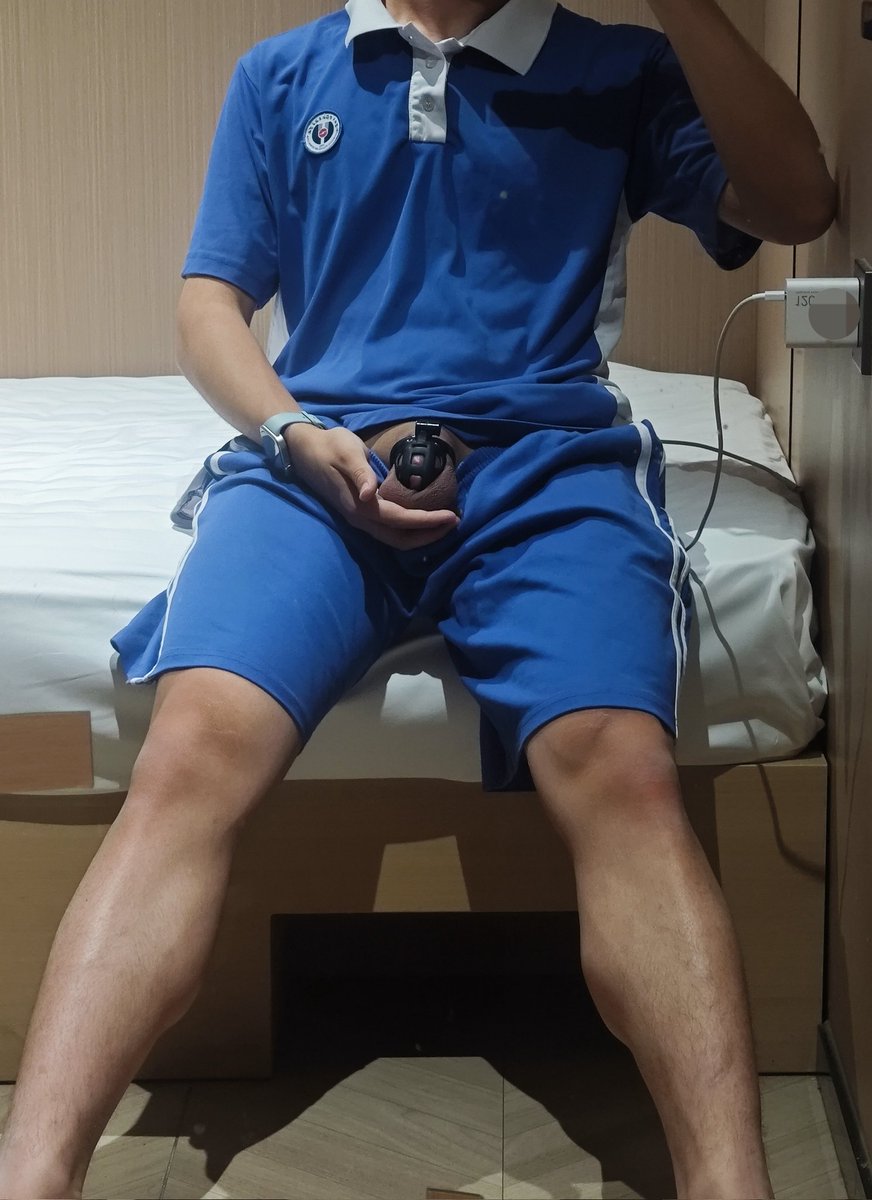 Shanyuyu78's tweet photo. 校服真的好好看😋🥵 https://t.co/QWPOD7ENZ1
