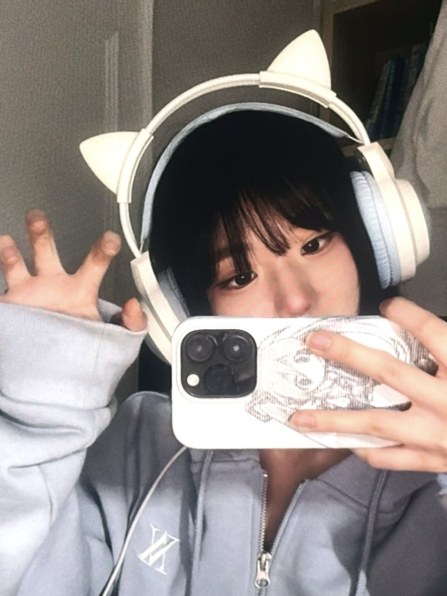 츄진 tweet media