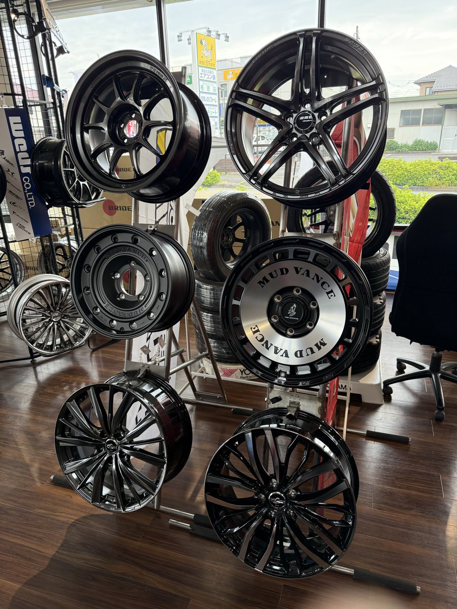 Garage19_M's tweet photo. 本日より、ウェッズホイール2026年新商品を展示致します🚙
期間は5月17日(日)までとなります。
TC105X DSR･SA52R･LEONIS･MAD VANCE他にも多数展示がございます🚗

ぜひご来店お待ちしております🙇‍♀️

 #WEDS
 #Wheel
 #Garage19MACHIDA https://t.co/IzAeGNvmxk