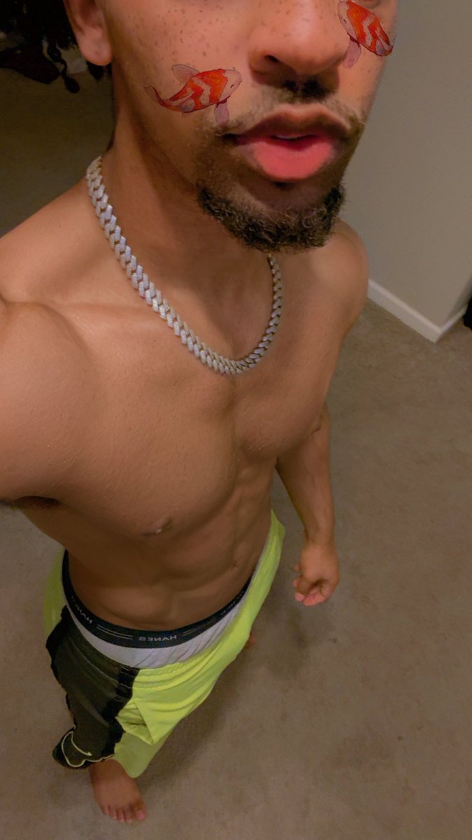 KxngAj21's tweet photo. Lemme come scoop you shawty😮‍💨😏 (Like + Retweet👀) https://t.co/Vyz07W59JJ