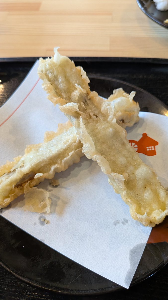 『そば茶屋 吹上庵』で昼ごはん

ふとした時に食べたくなり、ふらっと立ち寄りました( ´罒`*)
鹿児島県民のソウルフードの1つだと思ってます