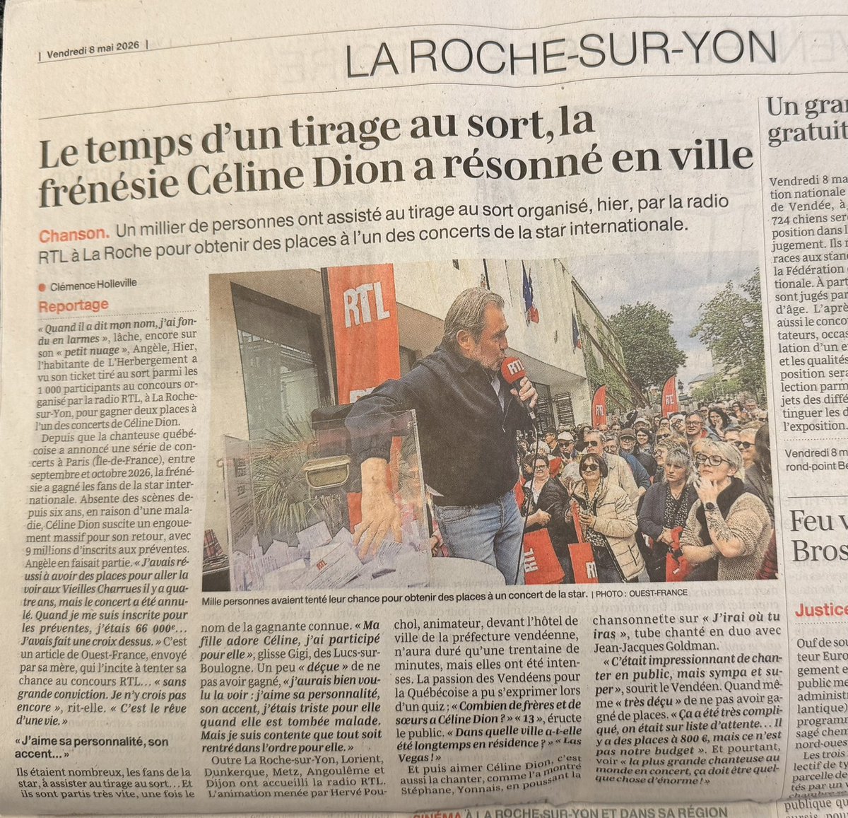 hpouchol's tweet photo. Merci @larochesuryonfr pour votre accueil ! Quel public ! Et un immense bravo à Angèle, qui a gagné deux places pour aller voir #CélineDion grâce à @RTLFrance à @ParisLaDefArena https://t.co/zmobC9KlVX