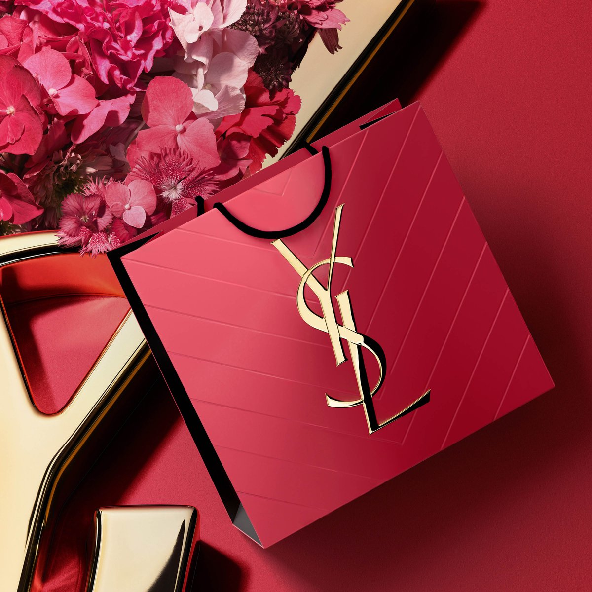 母の日まで、あと2日。 「YSL MOTHER'S DAY」 母の日にぴったりな限定