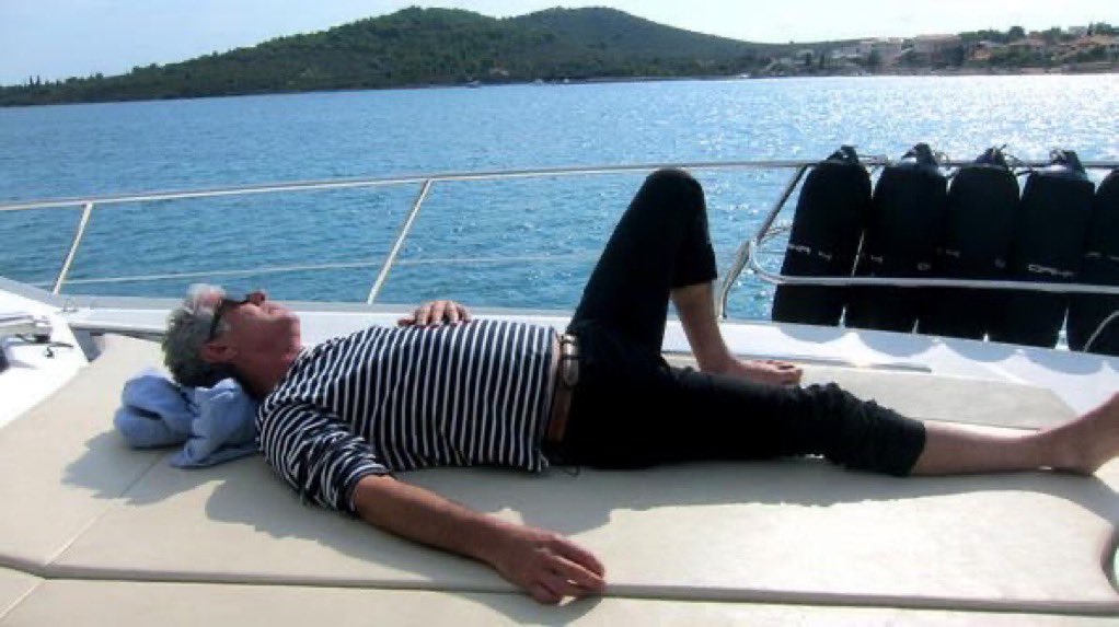 whotfisjovana's tweet photo. i’m declaring it a Bourdain Summer https://t.co/OIc4AvosPR