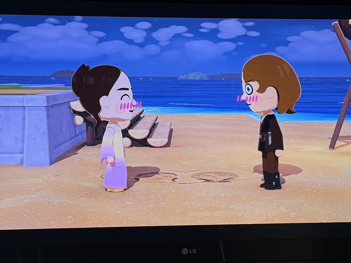 I DIDNT KNOW THIS CUTSCENE EXISTED OMFG anakin was drawing padme on the sand (ironic) and she was like “wyd” and he got embarrassed but then she drew him next to her and the heart around them………my family ☹️☹️☹️☹️☹️☹️