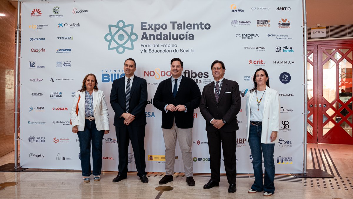 fibesevilla's tweet photo. 📍 #Fibes ha sido epicentro del #empleo y la #formación con la celebración de @ExpoTalentoSP.

▶️ Más de 150 oportunidades laborales, orientación y networking y conexión directa con empresas con el objetivo de reducir la distancia entre el ámbito formativo y el mercado laboral. https://t.co/l4P1q9S6rm