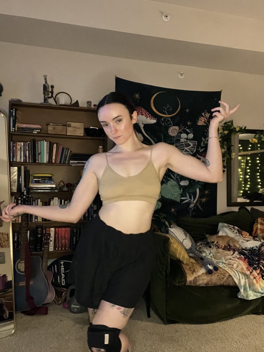 Lucy tweet media