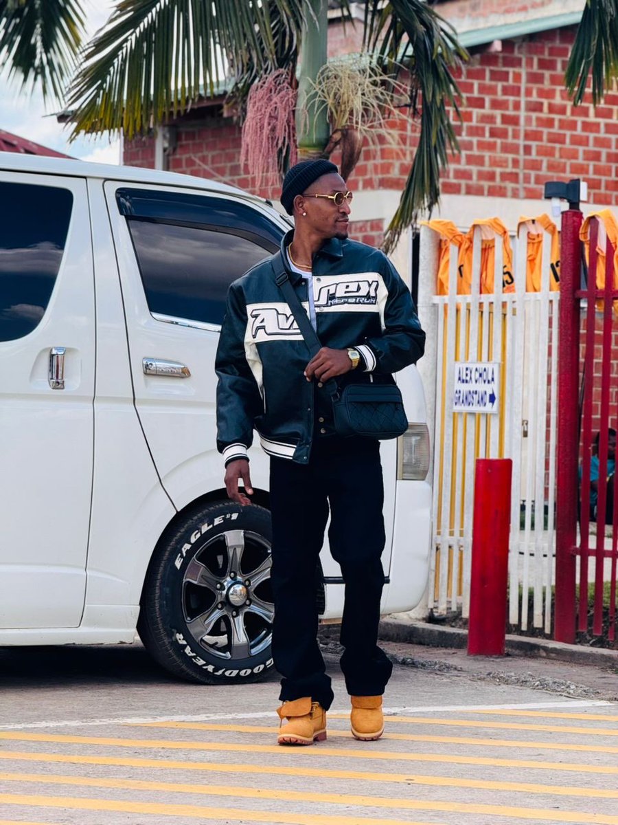 DRIP TOO HARD 👌

Zambian Super League side Power Dynamos’ Sekanji Siame has been turning heads with his stylish appearances at training, with fans now crowning him the best-dressed male Zambian personality of the year.
