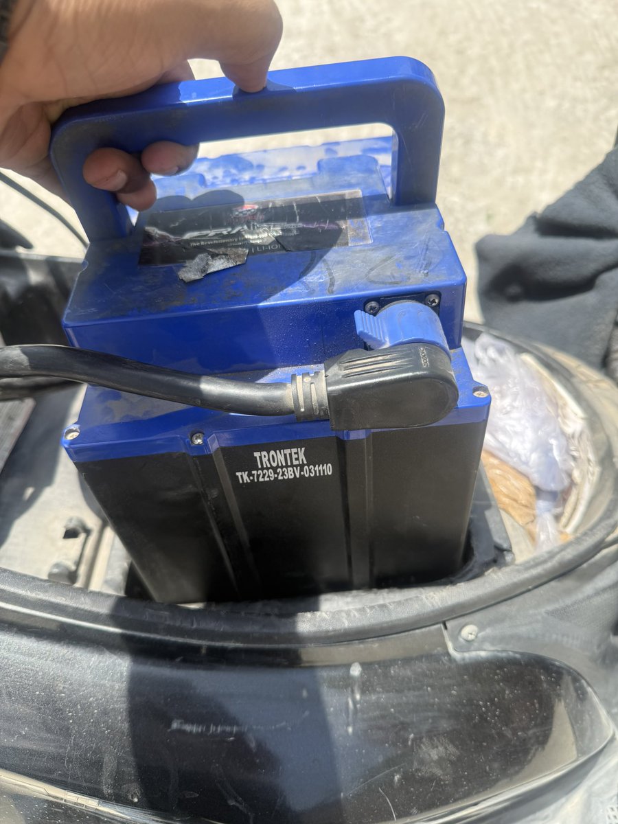 rcsons's tweet photo. @trontek_battery 
My lithium battery is not working properly 
I have purchased this Scooty 1/4/2022 I have many time call to trontek customer there are no response please help for repair or replacement 
Milan arya
7206770063 https://t.co/6k2LsyTUIL