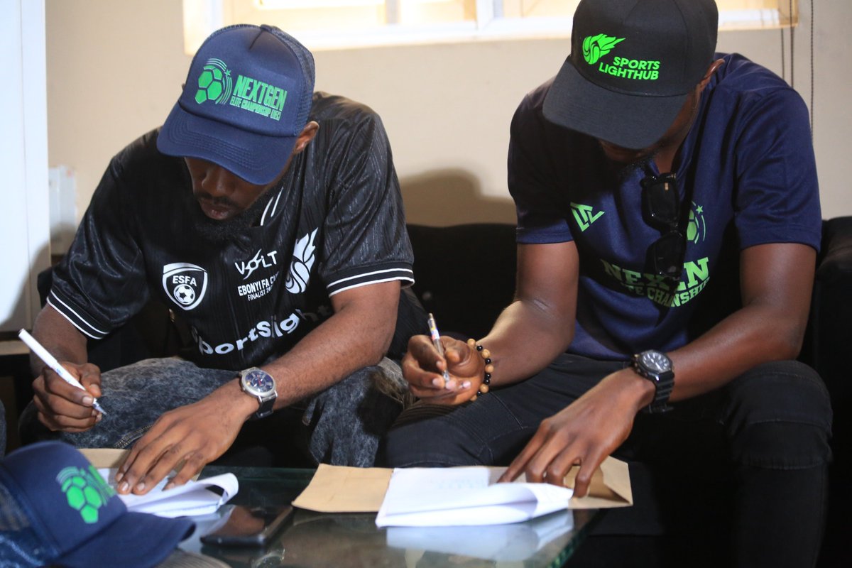 SMDSPORTS_1's tweet photo. Newly private league in Ogun state NextGen Elite Championship @NECLeague_NG signed a media partnership agreement with Sports Light Hub @SportsLightHubb for their upcoming league in Ogun State.

SPORTS LIGHT HUB is a popular media company that streams Nigeria second tier league NNL. Sports Light Hub good media work in Nigeria league cannot be overlooked. 

#grassrootsfootball